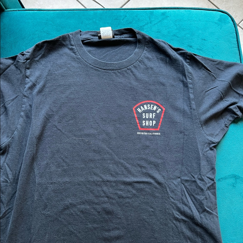 Hansons surf shop tee. Size M.